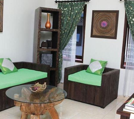 Pondok Villa Hotel Yogyakarta Ruang foto