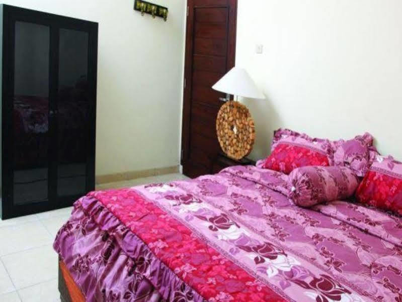 Pondok Villa Hotel Yogyakarta Bagian luar foto